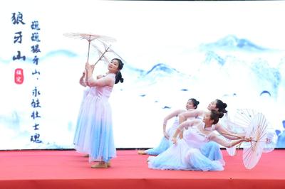 茗香四溢迎盛會(huì)，官港茶韻啟新篇——東至縣官港鎮(zhèn)茶業(yè)聯(lián)盟成立揭牌儀式暨首屆茶文化節(jié)開幕側(cè)記