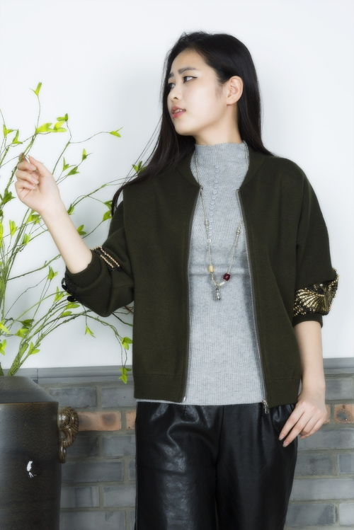 向日葵女裝 向陽綻放的女性風(fēng)尚